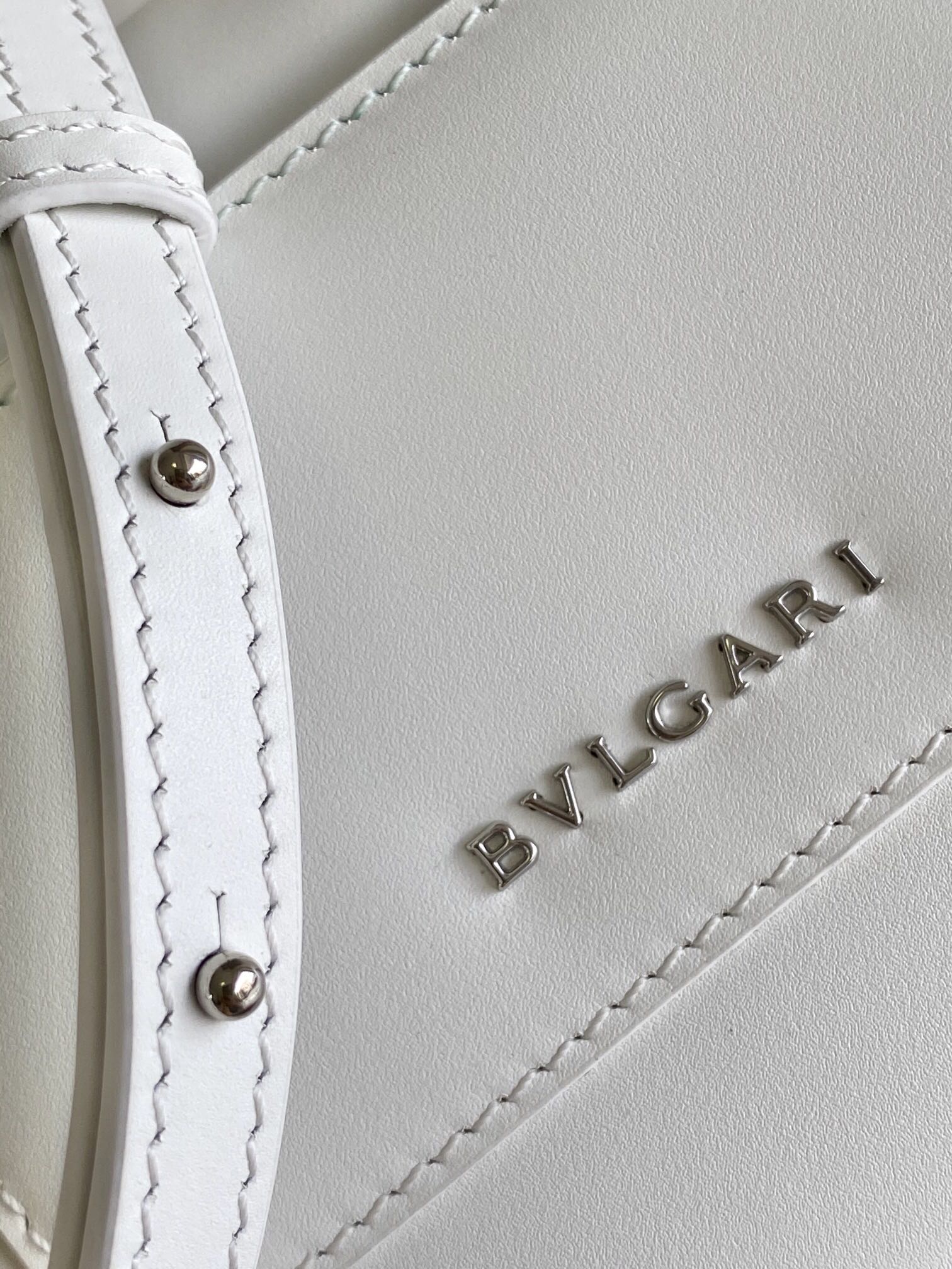 Bvlgari Serpenti Forever Mini Top Handle White